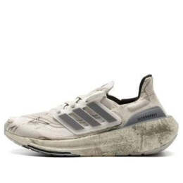 Adidas: Серые кроссовки 