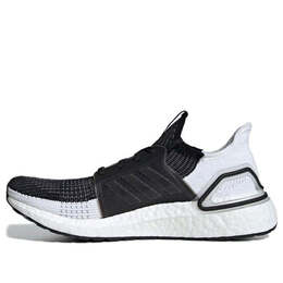 Adidas: Чёрные кроссовки 