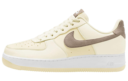 Nike: Бежевые кроссовки  Air Force 1