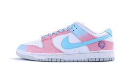 Nike: Розовые кроссовки  Dunk