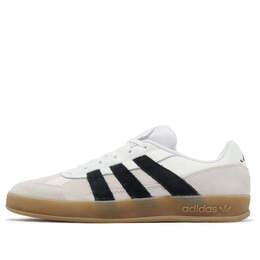 Adidas: Белые кроссовки 