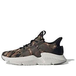 Adidas: Зелёные кроссовки  Prophere