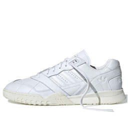Adidas: Белые кроссовки 