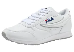 Fila: Белые кроссовки 