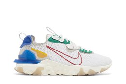 Nike: Белые кроссовки  React Vision