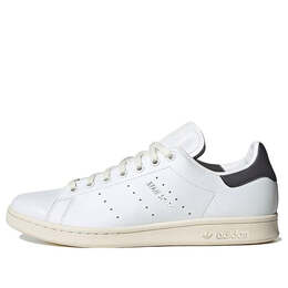 Adidas: Белые кроссовки 