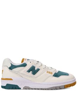 New Balance: Белые кроссовки  550