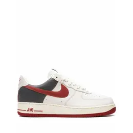 NIKE: Серебристые кроссовки  Air Force 1 Low