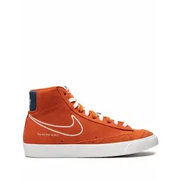 NIKE: Оранжевые кеды  Blazer Mid 77