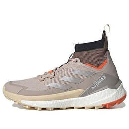 Adidas: Бежевые кроссовки  Terrex Free Hiker