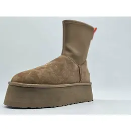 UGG: Золотые угги 