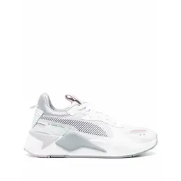 PUMA: Серебристые кроссовки  RS-X