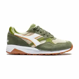 Diadora: Зелёные кроссовки 