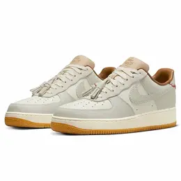 NIKE: Светлые кроссовки  Air Force 1