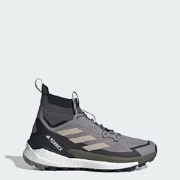 Adidas: Чёрные кроссовки  Terrex Free Hiker