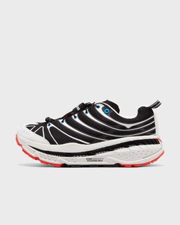 Hoka One One: Чёрные кроссовки 