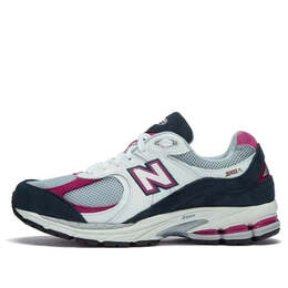 New Balance: Красные кроссовки 