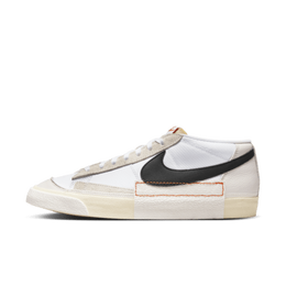 Nike: Белые кроссовки  Blazer Low