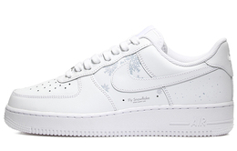 Nike: Белые кроссовки  Air Force 1