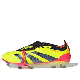 Adidas: Жёлтые кроссовки  Predator
