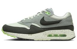 Nike: Зелёные кроссовки  Air Max 1