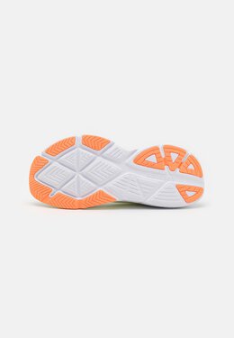 Saucony: Белые кроссовки 