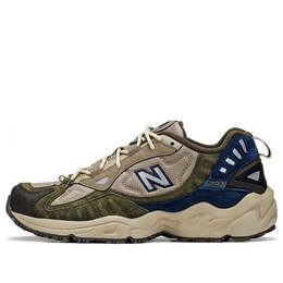 New Balance: Бежевые кроссовки  703