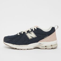 New Balance: Серые кроссовки 