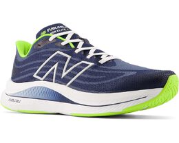 New Balance: Синие кроссовки  FuelCell