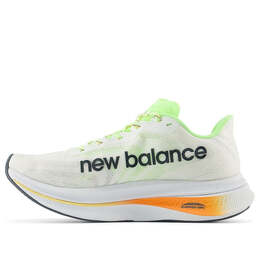 New Balance: Белые кроссовки  FuelCell