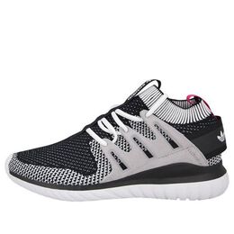 Adidas: Белые кроссовки 