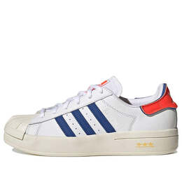 Adidas: Белые кроссовки 