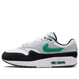 Nike: Зелёные кроссовки  Air Max 1