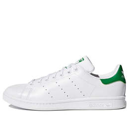 Adidas: Белые кроссовки 
