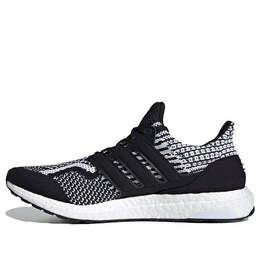 Adidas: Чёрные кроссовки  UltraBoost DNA