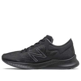 New Balance: Чёрные кроссовки 