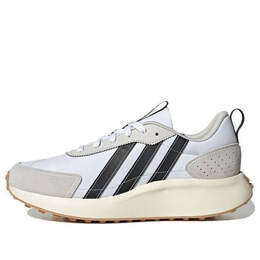 Adidas: Белые кроссовки 