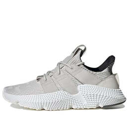 Adidas: Серые кроссовки  Prophere