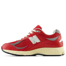 New Balance: Красные кроссовки  2002R