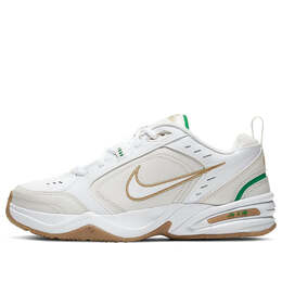 Nike: Белые кроссовки  Air Monarch IV