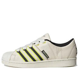 Adidas: Белые кроссовки 