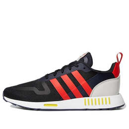 Adidas: Чёрные кроссовки 