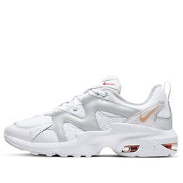 Nike: Белые кроссовки  Air Max