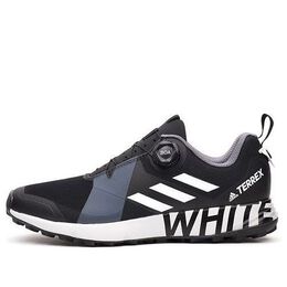 Adidas: Чёрные кроссовки  Terrex