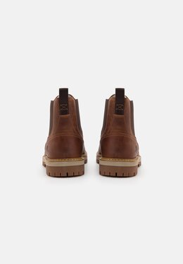 Timberland: Коричневые ботинки 