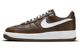 Nike: Коричневые кроссовки  Air Force 1