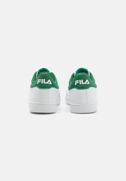 Fila: Белые кроссовки 