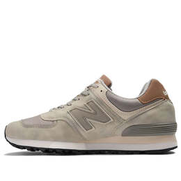 New Balance: Бежевые кроссовки  576