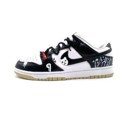 Nike: Белые кроссовки  Dunk