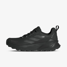 Adidas: Чёрные кроссовки  Terrex